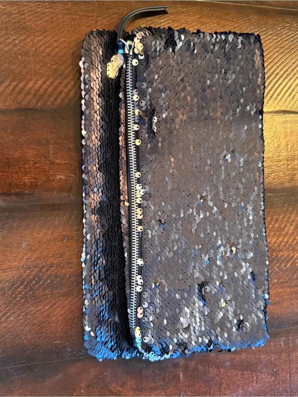 Stella & Dot Reversible Sequin Fold-Over Clutch in Silver and Black - Picture 5 of 5